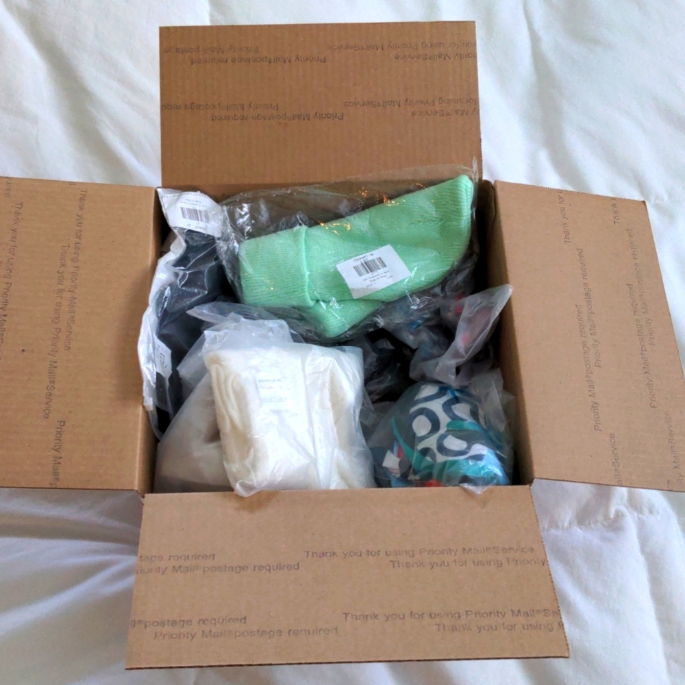 10 items  Reseller Wholesale Lot